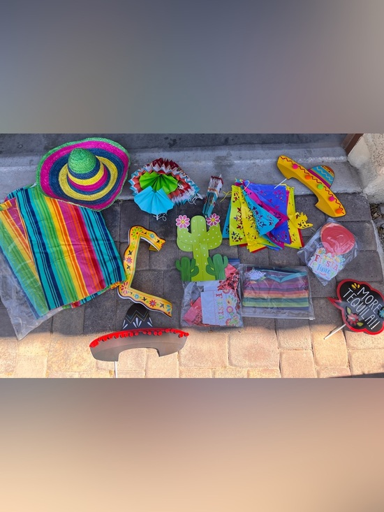 Party City Other - Fiesta Party Decor Bundle - Bright Multicolor Sombrero & Accessories
